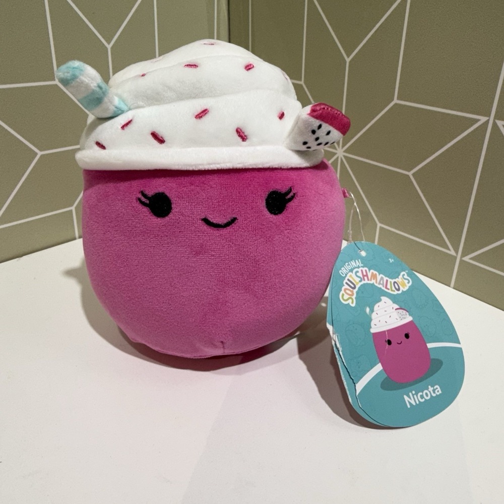 Squishmallow Food Nicota the Dragonfruit Smoothie 5" Plush